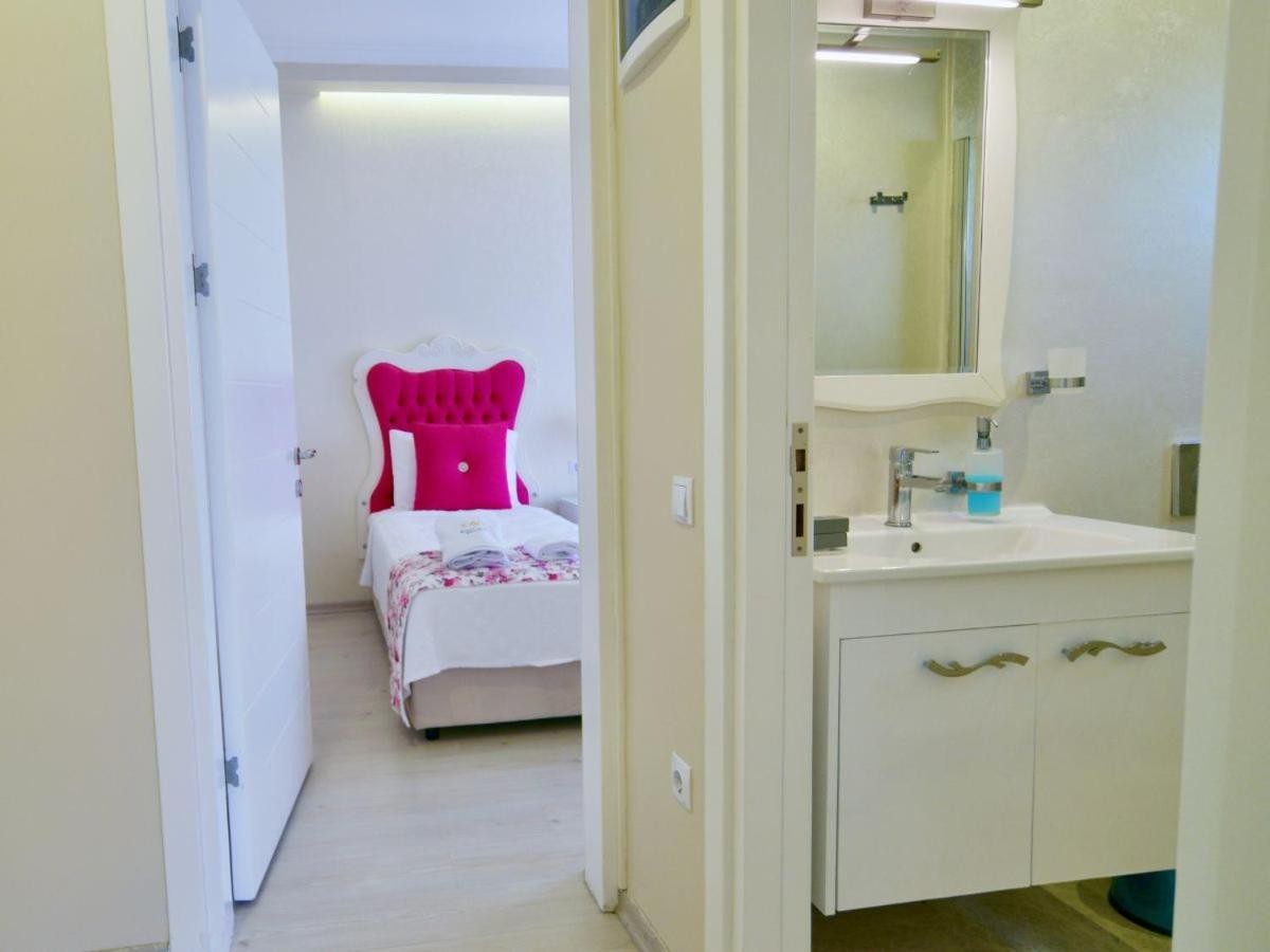 Goecek Naz Hotel Екстериор снимка