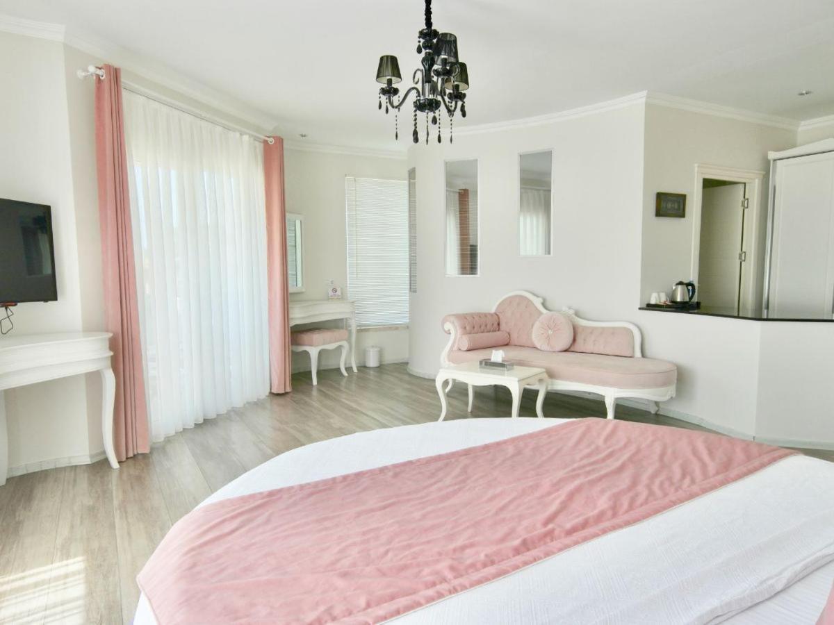 Goecek Naz Hotel Екстериор снимка