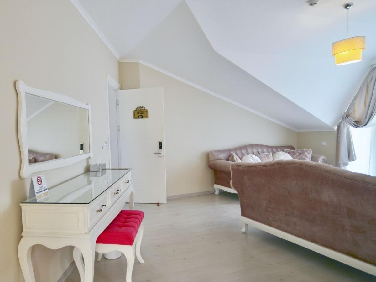 Goecek Naz Hotel Екстериор снимка