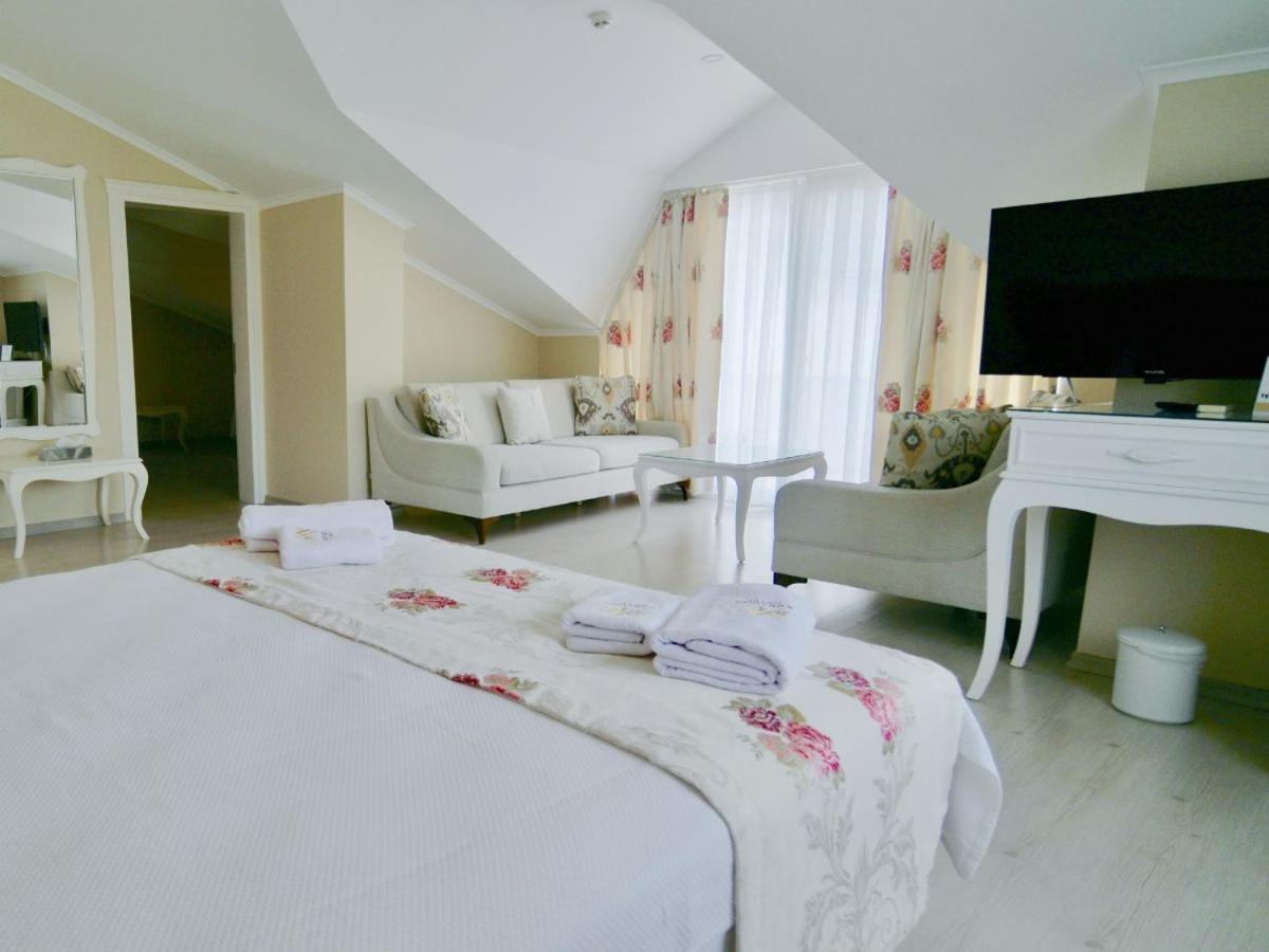 Goecek Naz Hotel Екстериор снимка